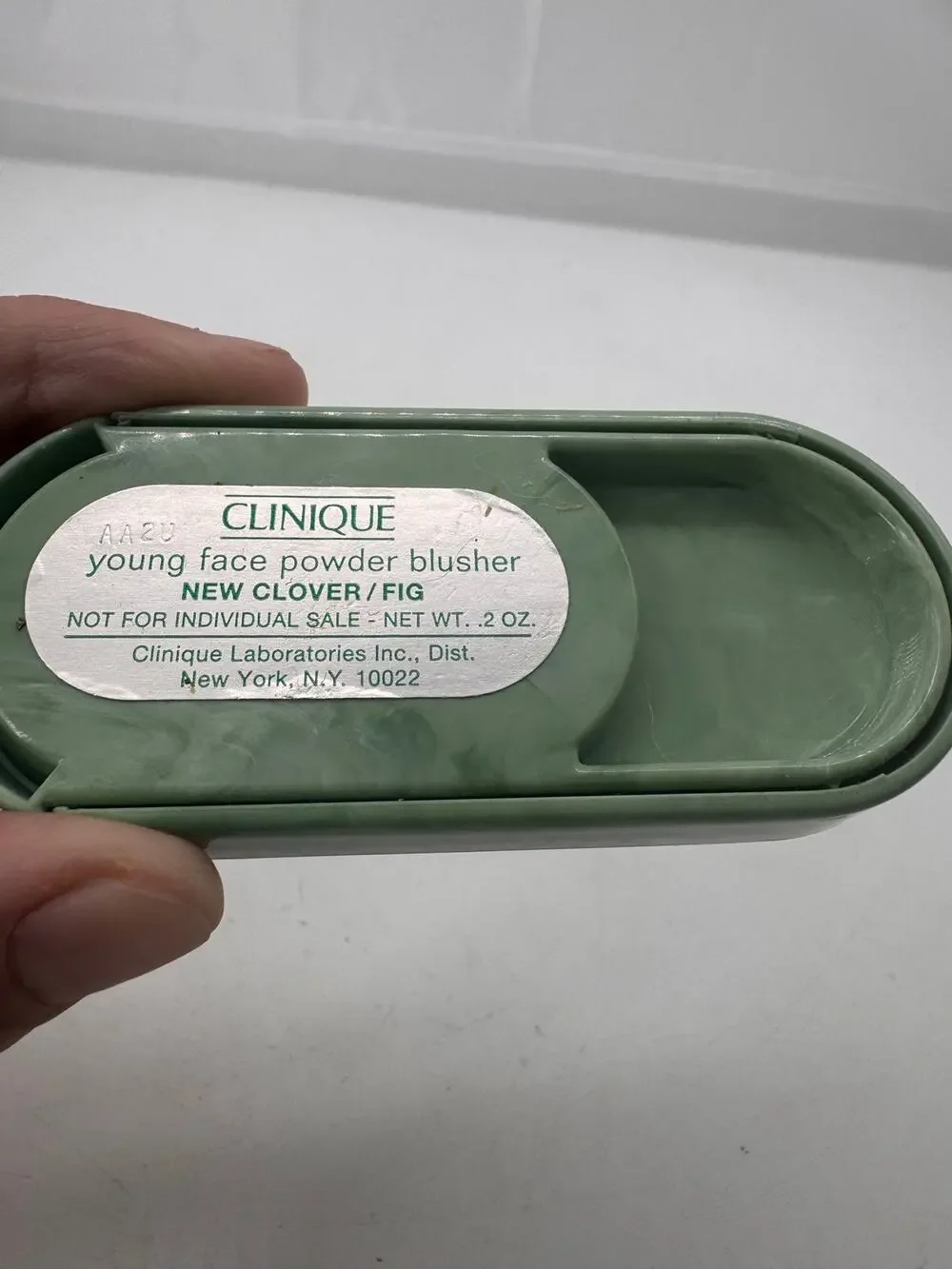 Clinique Young Face Powder Blusher New Clover Fig 0.2 oz